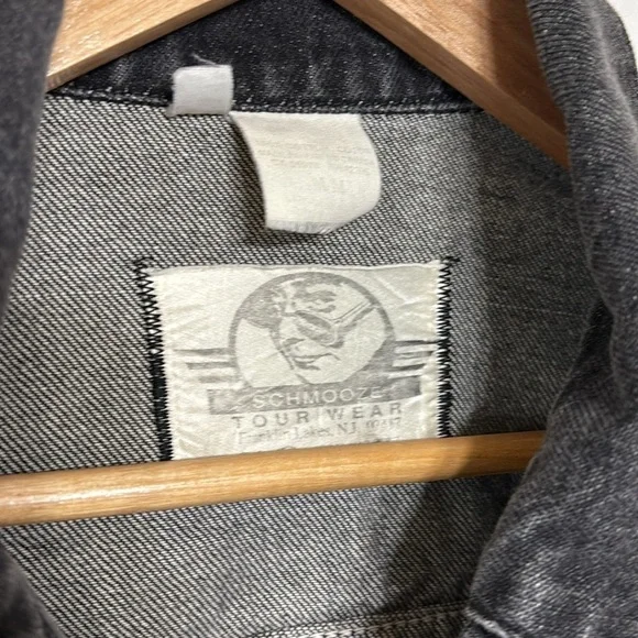 Vintage 1990s QUEENSRYCHE Embroidered Tour Wear Black Denim Jacket Size M - Picture 5 of 9